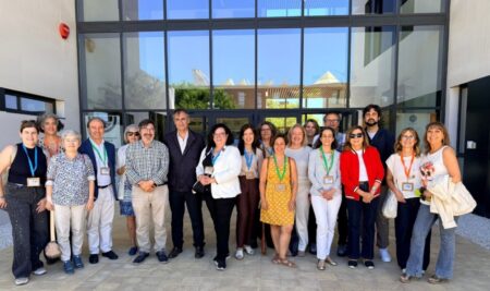Las Defensorías Universitarias abordan en Almería los retos de la Inteligencia Artificial en la Universidad